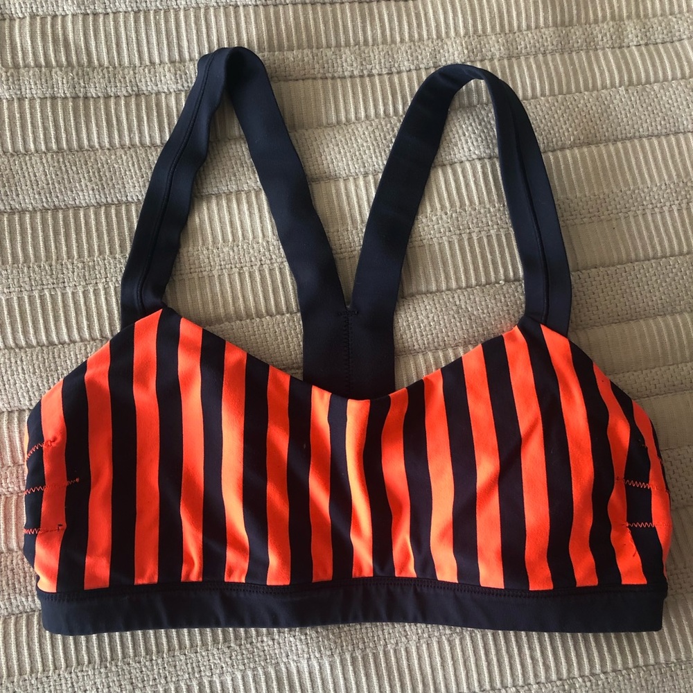 Lululemon Sports Bra - Med Support